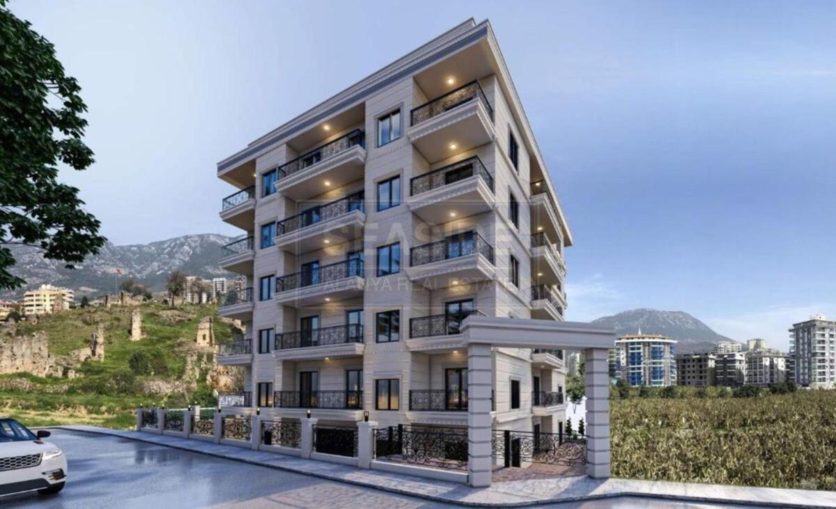 Apartment 1 Bedroom Apartment, 500m To The Beach,